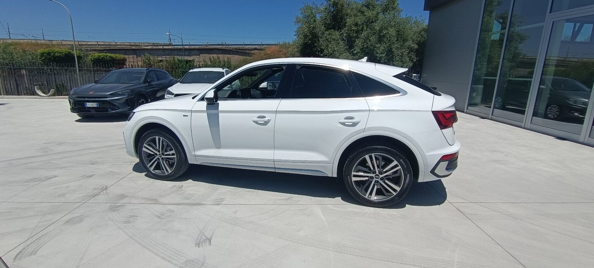 Audi Q5 Sportback 40 2.0 tdi mhev 12V S line Plus quattro s-tronic (9)