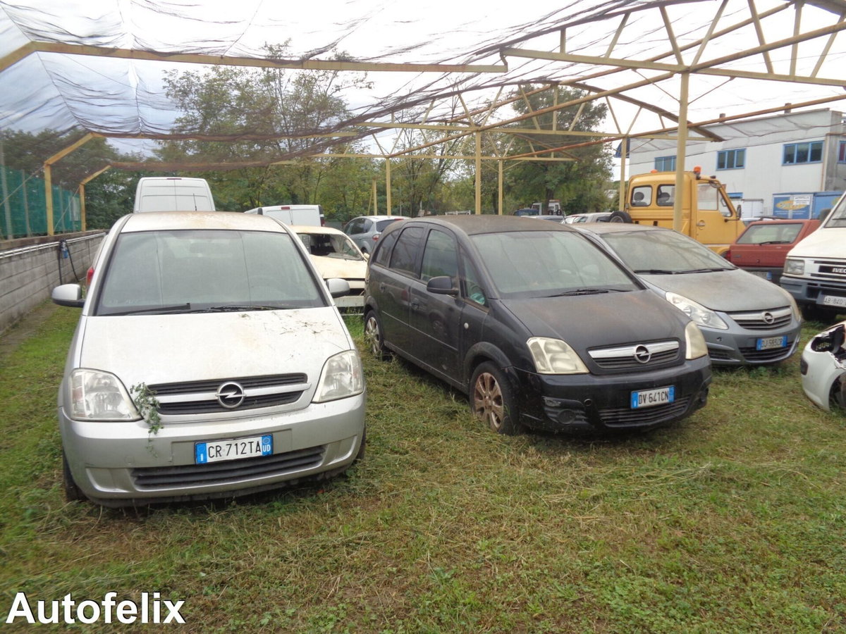 Opel Corsa 1.0i 12V cat 5 porte Club