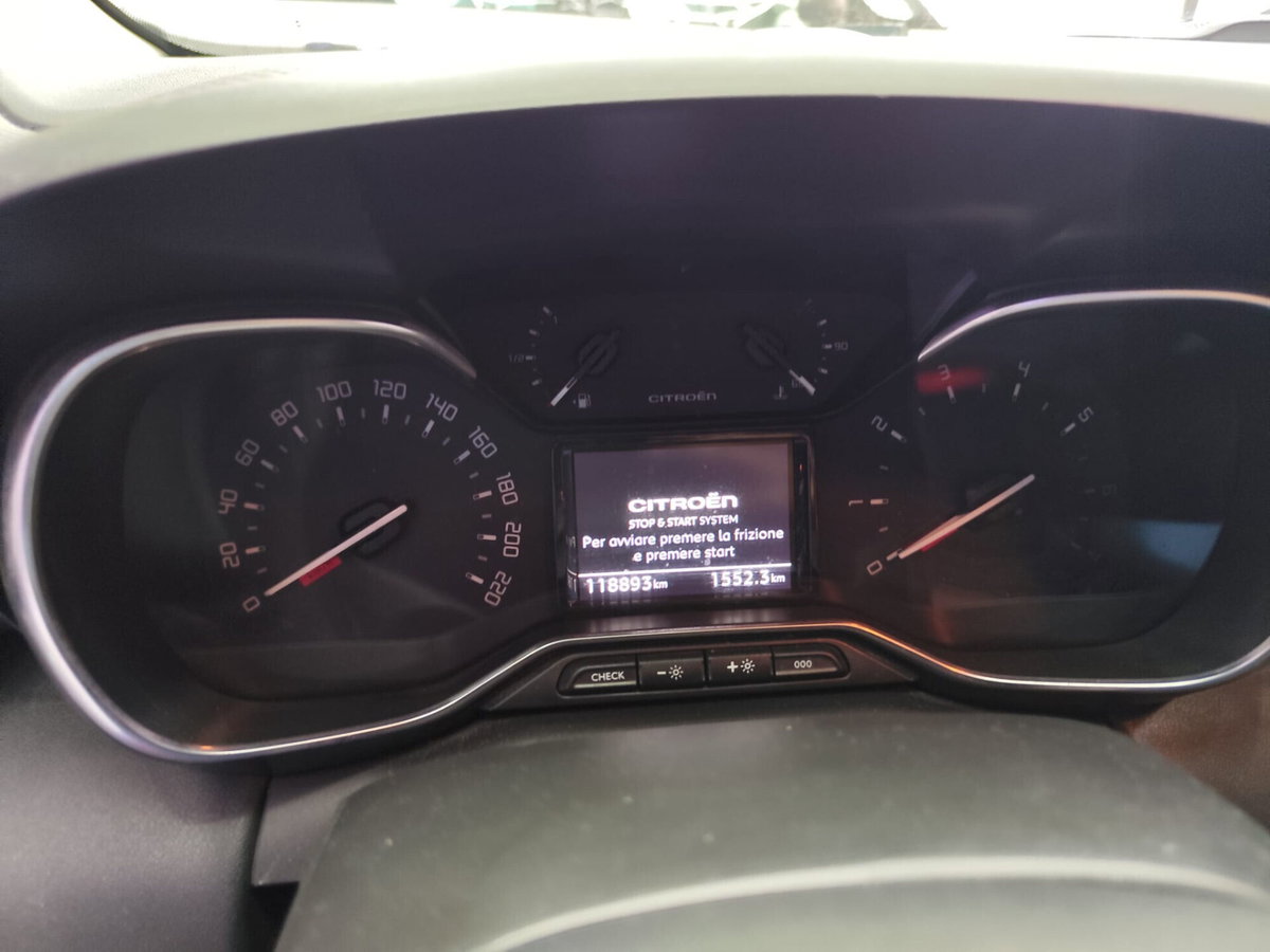 Citroen C3 Aircross BlueHDi 120 S&S EAT6 Shine (2)