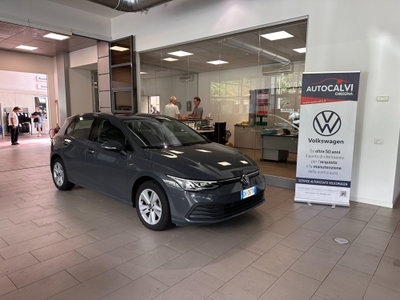 Volkswagen Golf 1.0 eTSI EVO DSG Life usata