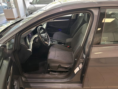 Volkswagen Golf 1.0 eTSI EVO DSG Life (6)