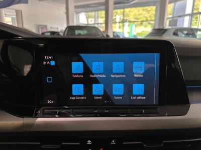 Volkswagen Golf 1.0 eTSI EVO DSG Life (9)
