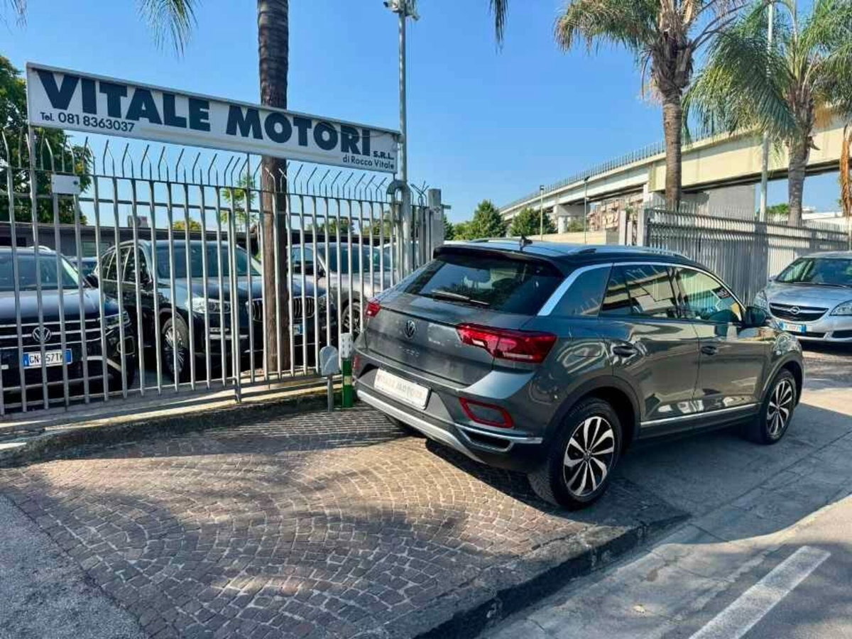 Volkswagen T-Roc Cabrio 1.5 TSI ACT DSG Style (9)