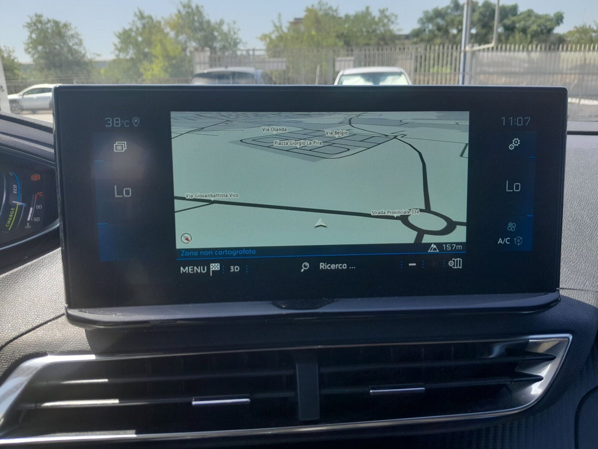 Peugeot 5008 1.2 hybrid 48V Allure Pack 136cv e-dcs 6 (18)