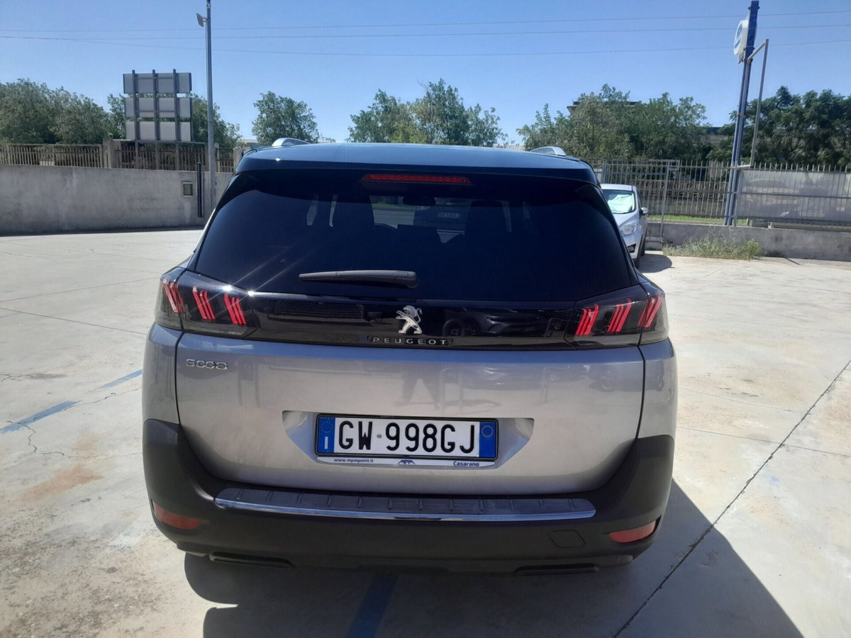 Peugeot 5008 1.2 hybrid 48V Allure Pack 136cv e-dcs 6 (7)