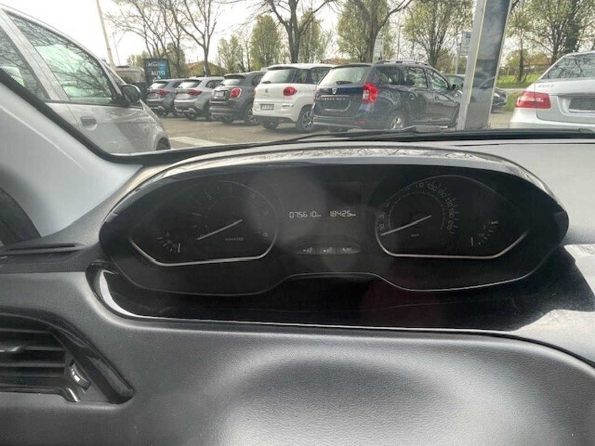 Peugeot 208 BlueHDi 100 Stop&Start 5 porte Active (11)