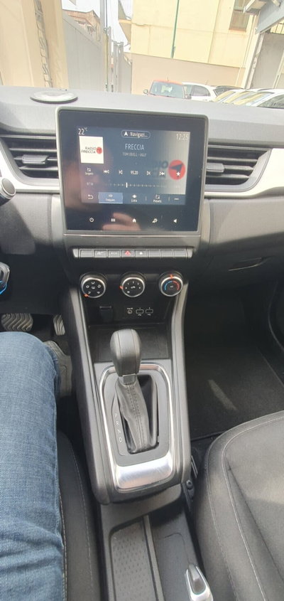 Renault Captur Blue dCi 115 CV EDC Business (12)