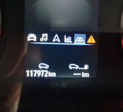 Renault Captur Blue dCi 115 CV EDC Business (3)