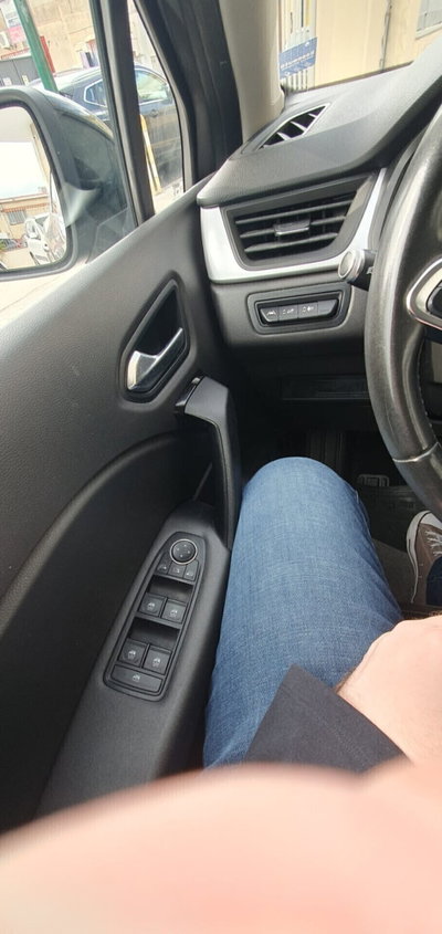 Renault Captur Blue dCi 115 CV EDC Business (8)
