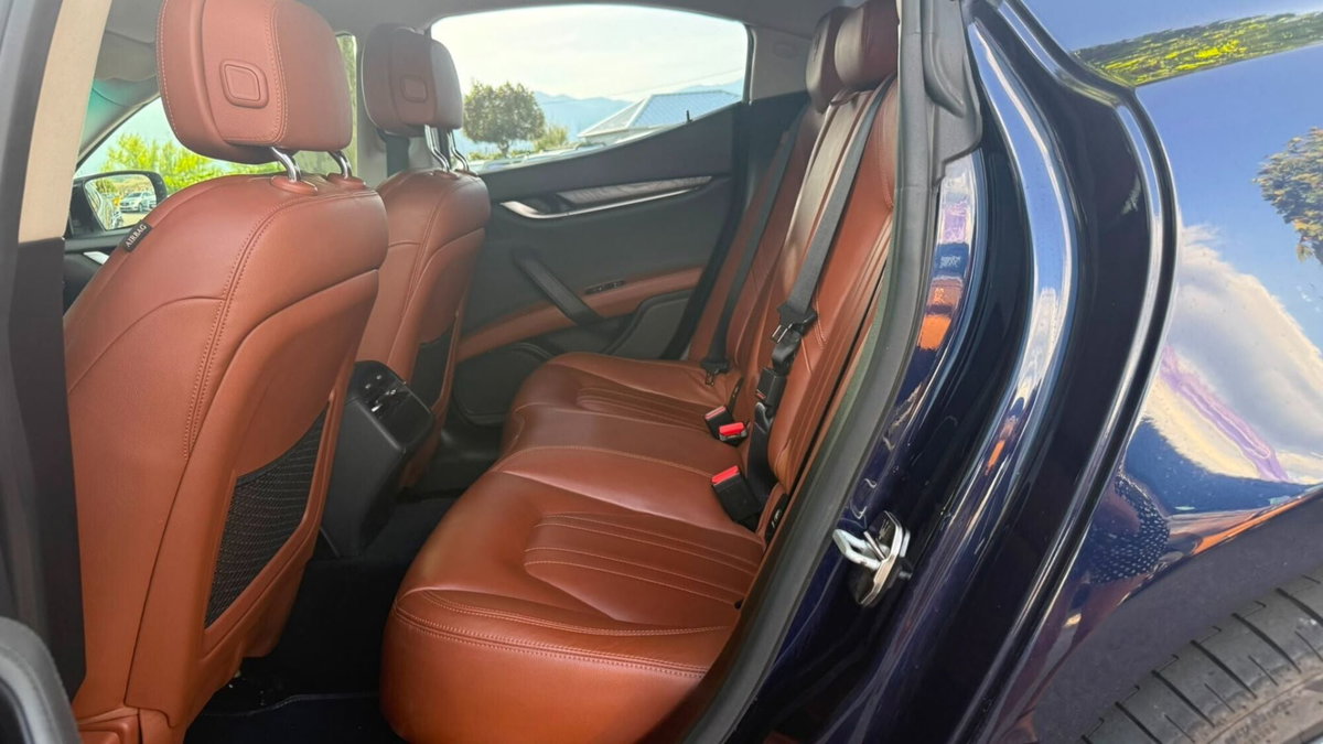 Maserati Ghibli Ghibli V6 Diesel (10)