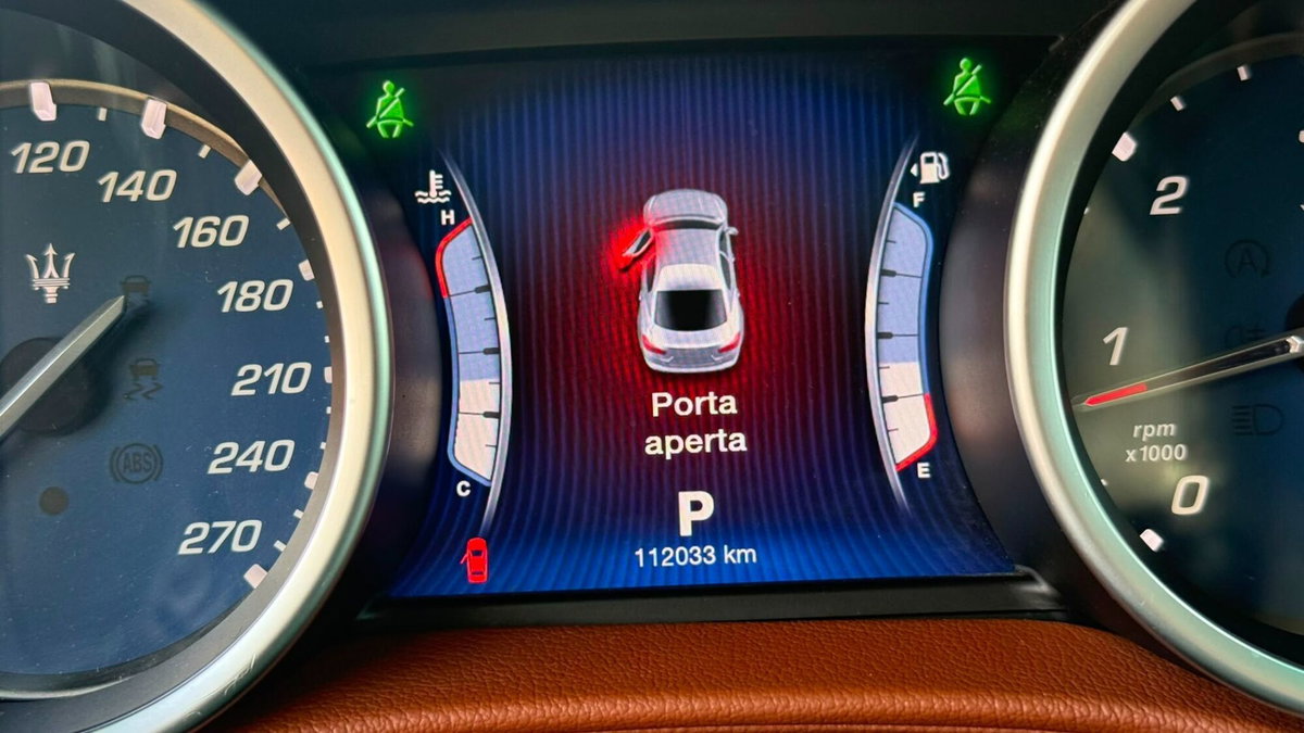 Maserati Ghibli Ghibli V6 Diesel (14)
