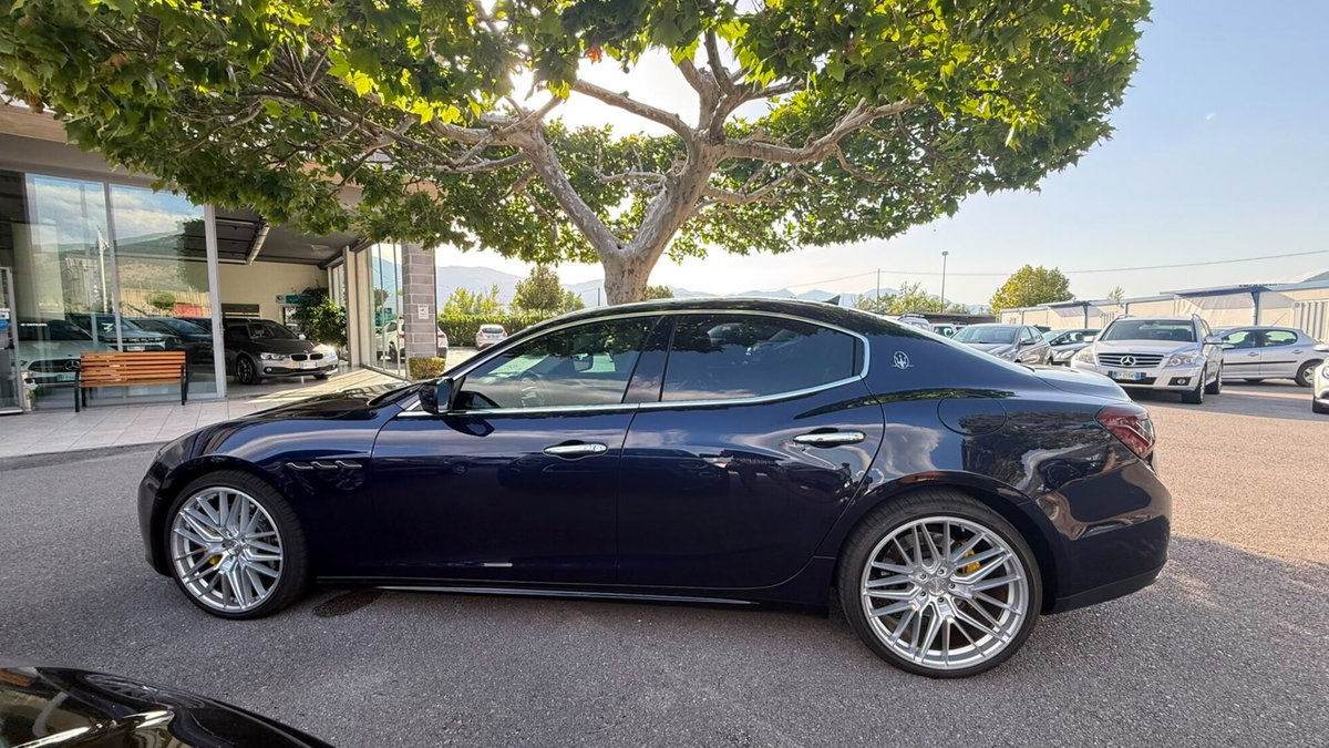 Maserati Ghibli Ghibli V6 Diesel (3)