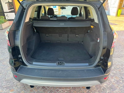 Ford Kuga 1.5 TDCI 120 CV S&S 2WD Titanium (18)