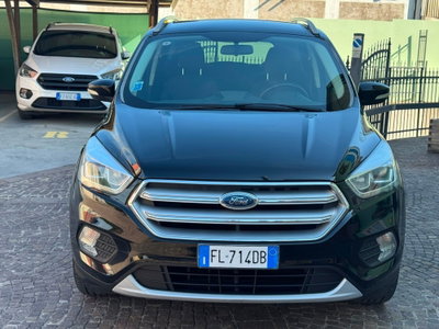 Ford Kuga 1.5 TDCI 120 CV S&S 2WD Titanium (2)