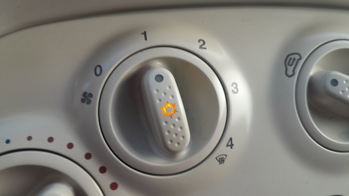 Fiat 500 1.2 EasyPower Lounge (8)