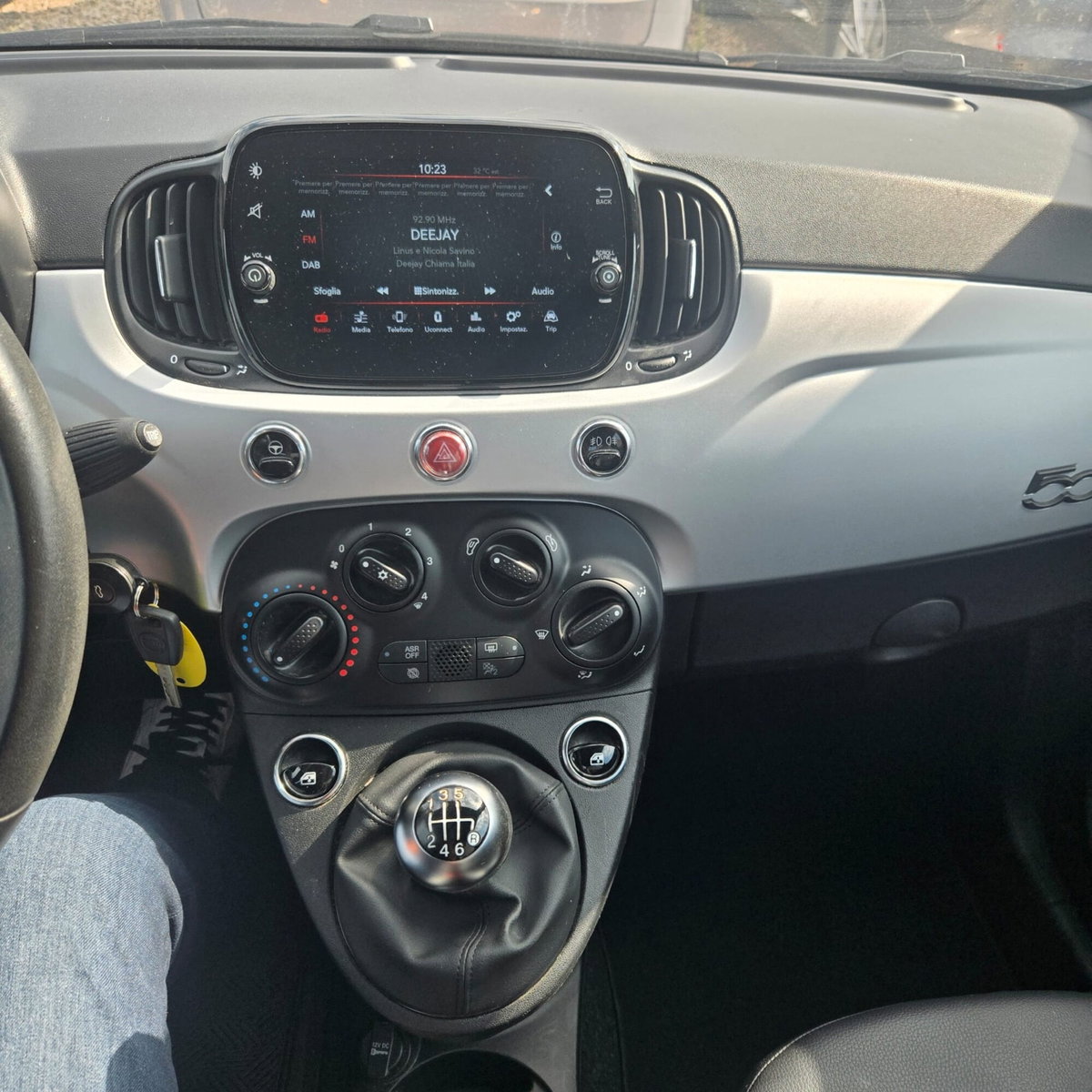 Fiat 500 1.0 Hybrid Connect (11)