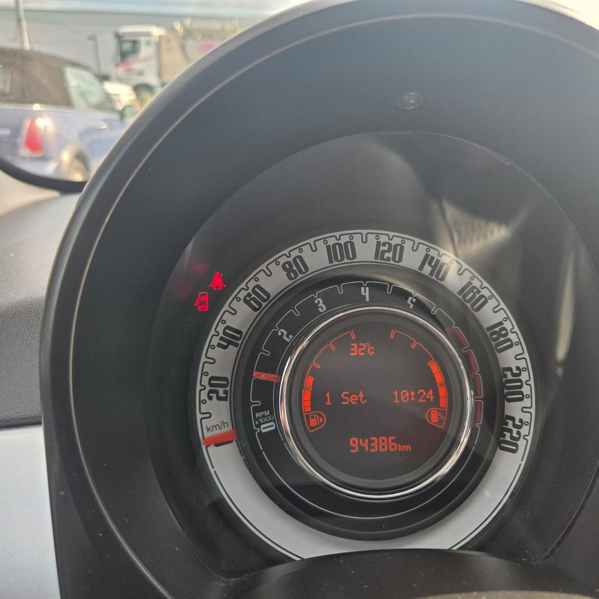 Fiat 500 1.0 Hybrid Connect (15)
