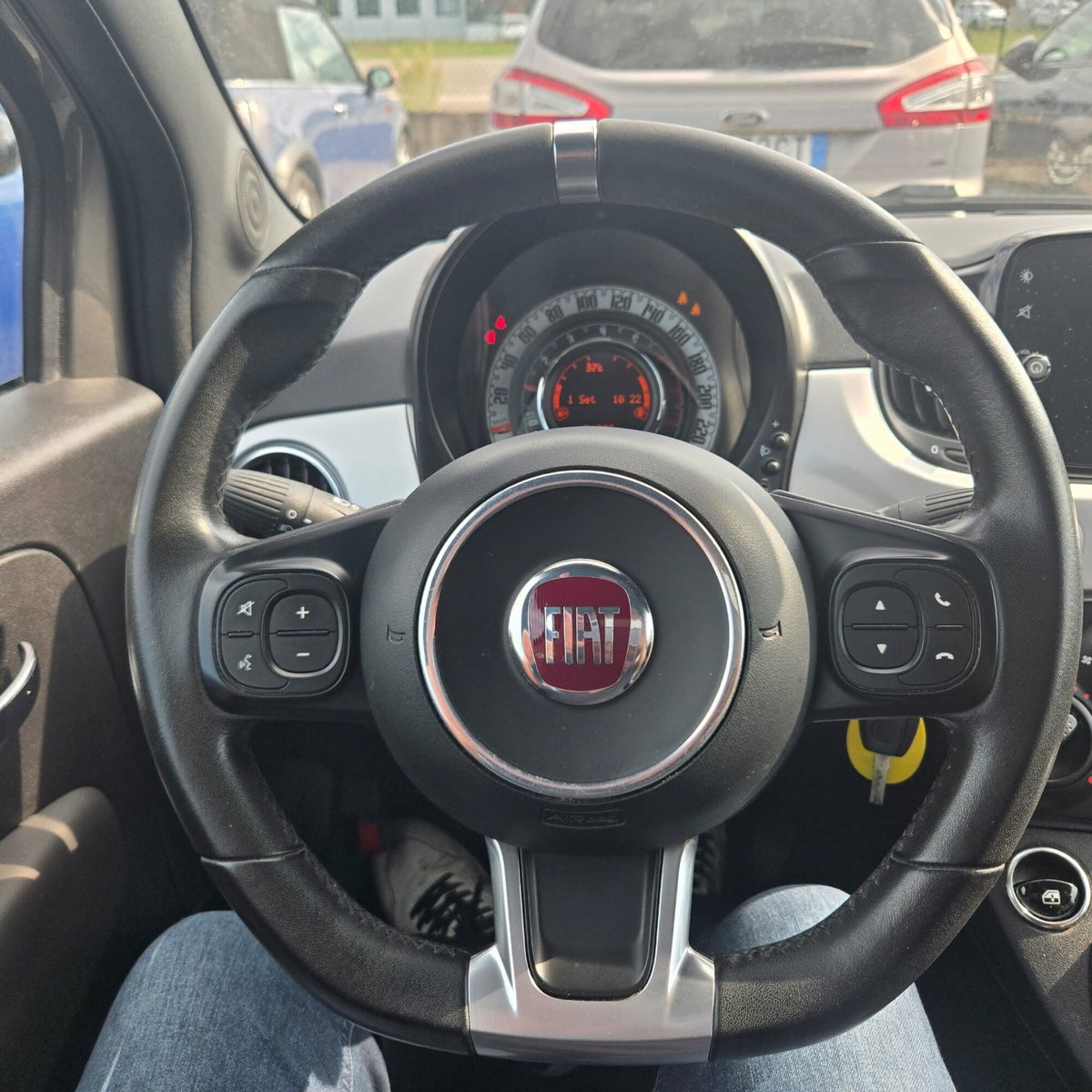 Fiat 500 1.0 Hybrid Connect (19)