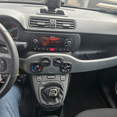 Fiat Panda 1.0 FireFly S&S Hybrid City Cross (12)