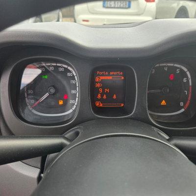 Fiat Panda 1.0 FireFly S&S Hybrid City Cross (13)