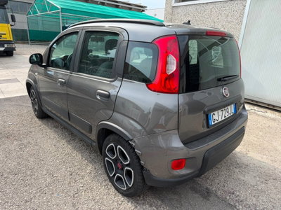 Fiat Panda 1.0 FireFly S&S Hybrid City Cross (3)