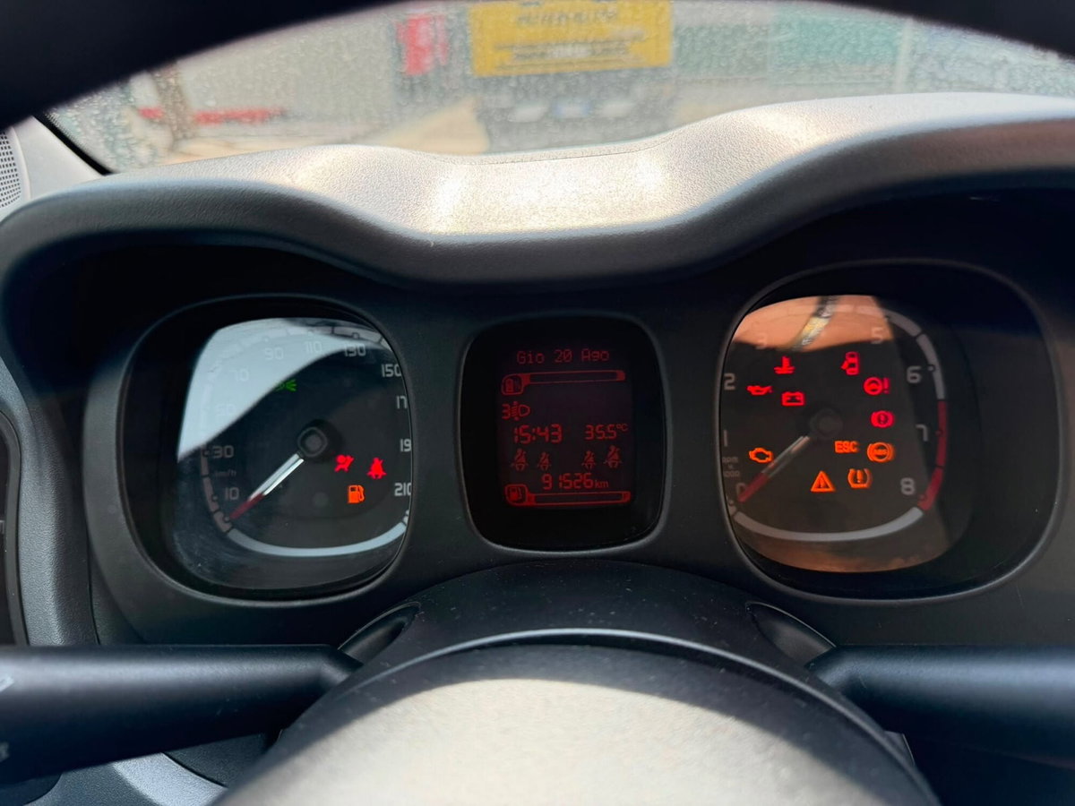 Fiat Panda 1.0 FireFly S&S Hybrid City Cross (6)