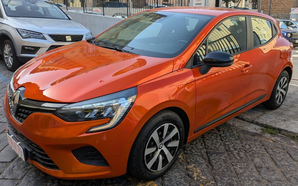 Renault Clio TCe 90 CV 5 porte Techno (3)