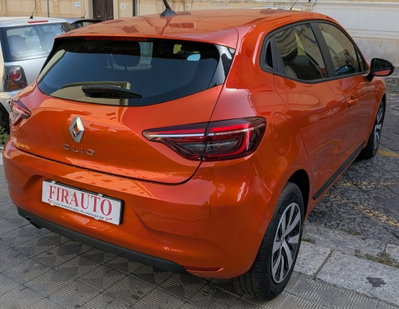 Renault Clio TCe 90 CV 5 porte Techno (6)