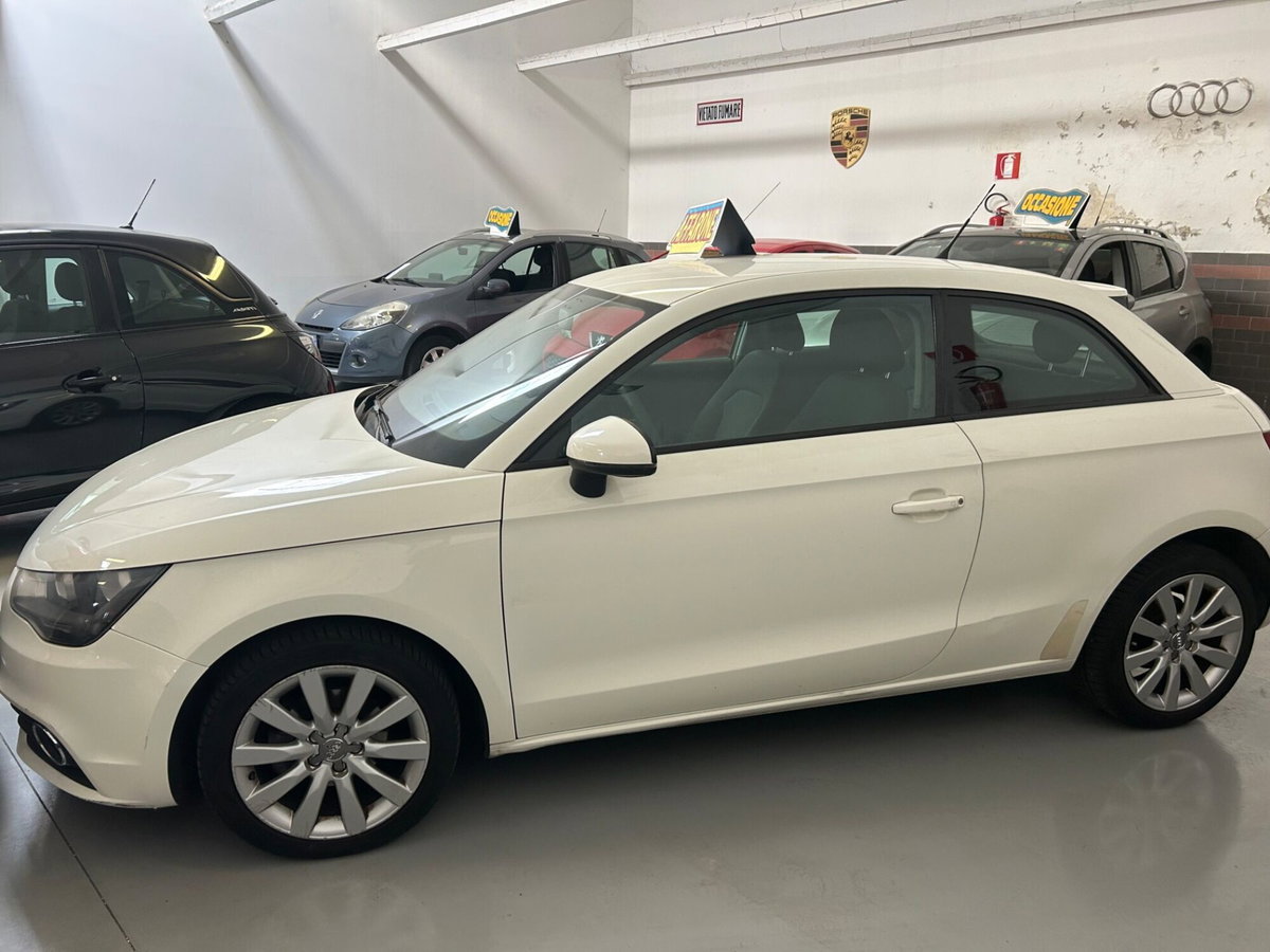 Audi A1 1.2 TFSI Ambition (4)