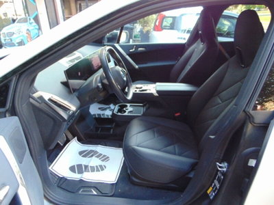 BMW iX xdrive40 pacchetto sportivo (18)