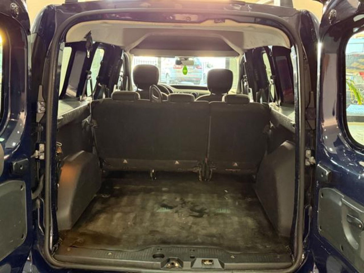 Dacia Dokker 1.5 dCi 8V 75CV Ambiance (12)
