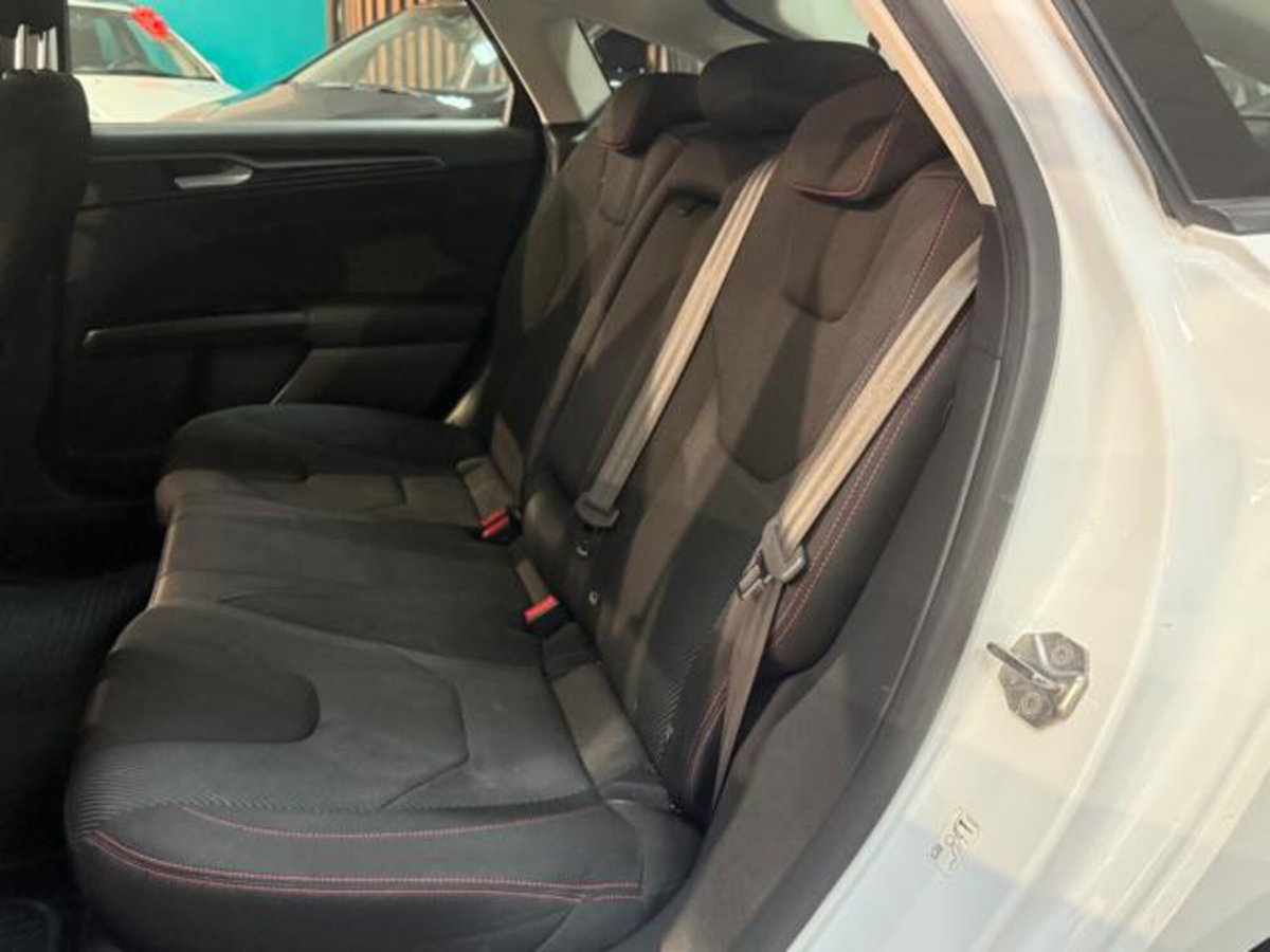 Ford Mondeo 2.0 EcoBlue 150 CV S&S aut. 4p. Vignale (15)