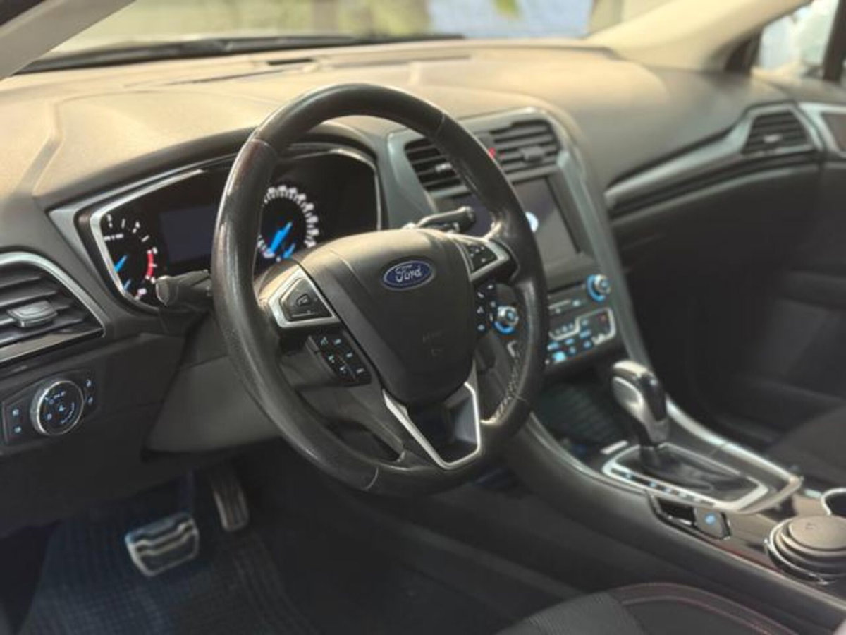 Ford Mondeo 2.0 EcoBlue 150 CV S&S aut. 4p. Vignale (17)
