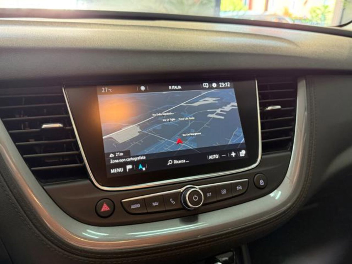 Opel Grandland X 1.5 diesel Ecotec Start&Stop Elegance (19)