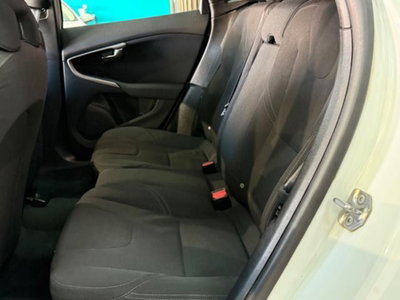 Volvo V40 D2 1.6 Business Edition (12)
