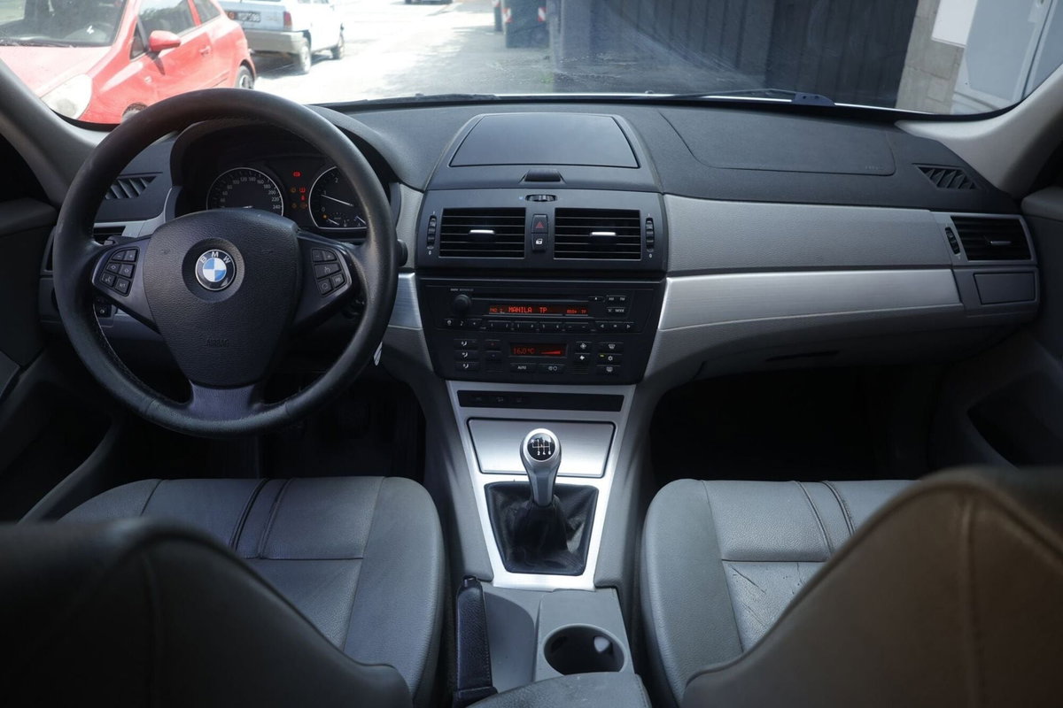 BMW X3 2.0d cat Futura (2)