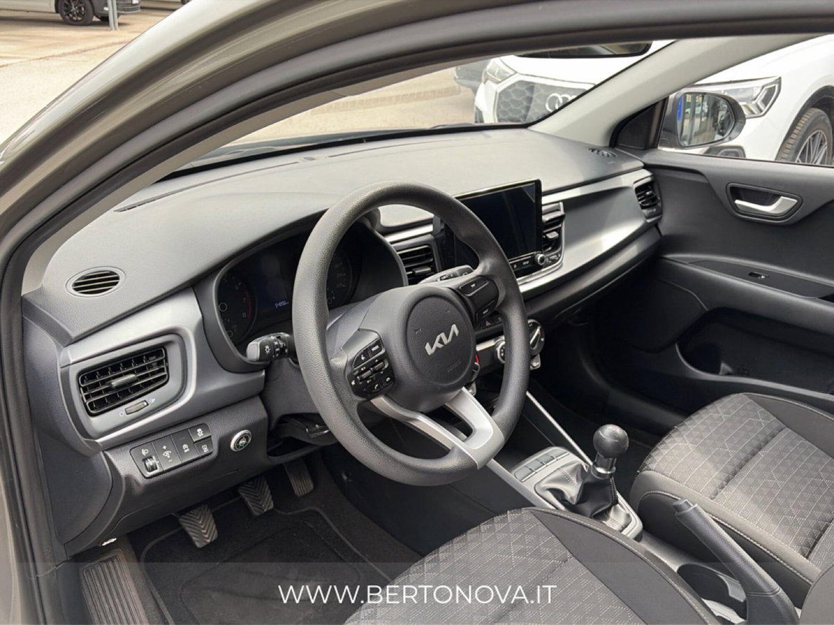 Kia Rio 1.2 CVVT 5p. ECO GPL City (11)