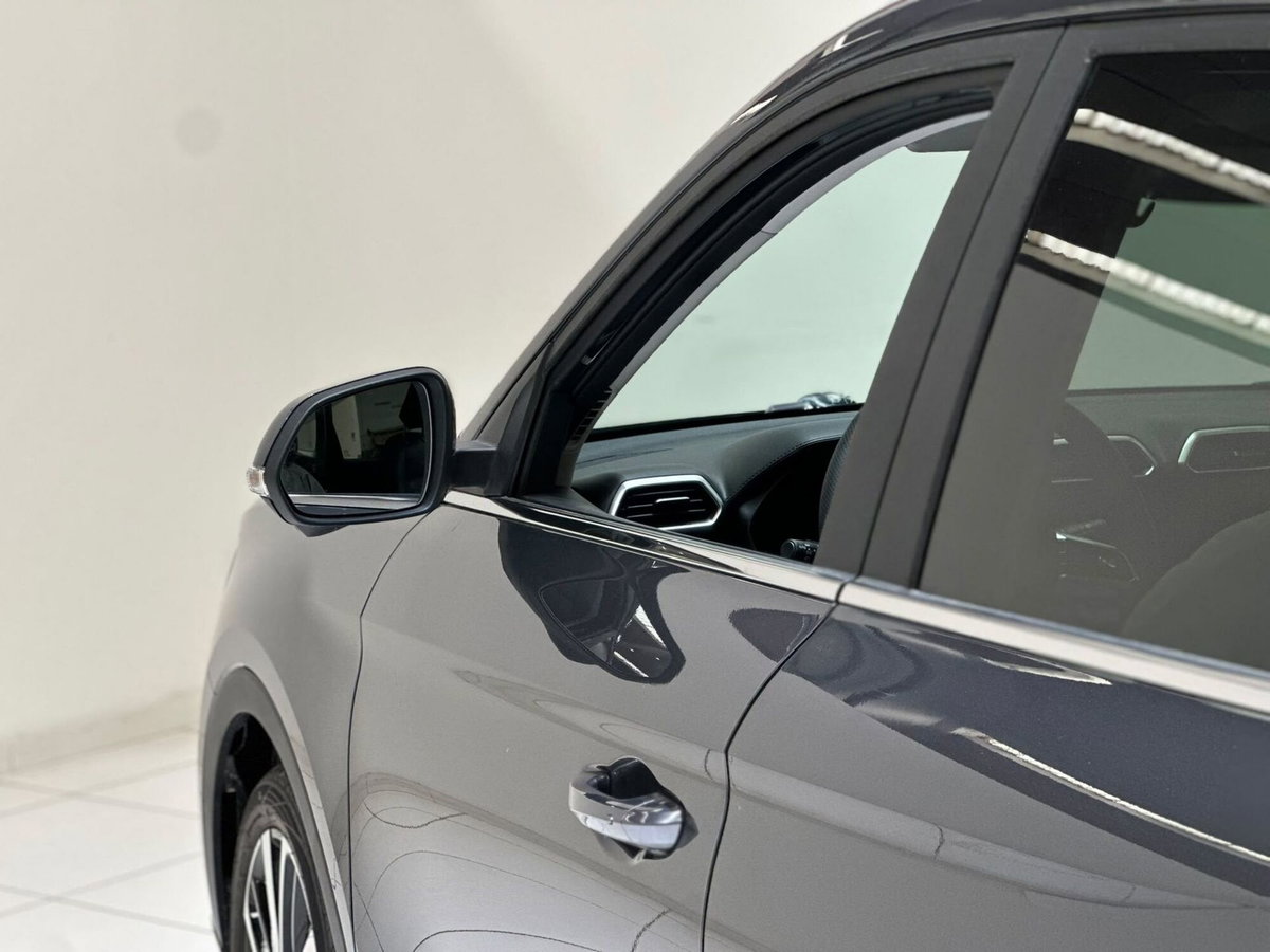 Mg ZS 1.5 hybrid+ Luxury auto (18)