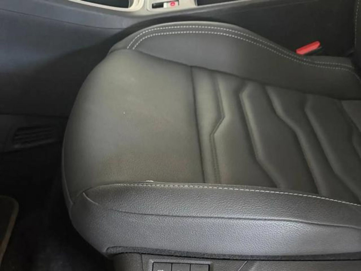 Jeep Avenger 1.2 turbo Summit fwd 100cv (20)