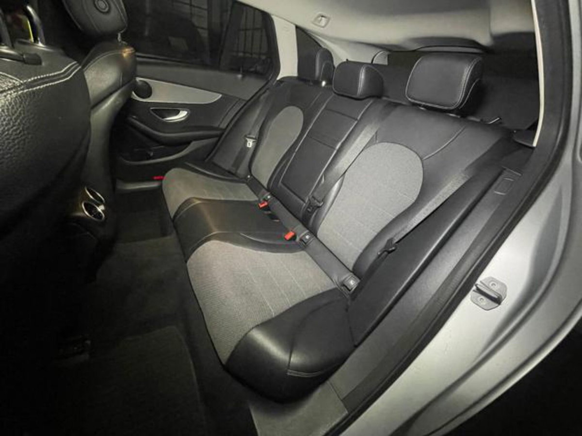 Mercedes-Benz CLS Shooting Brake 220 d SW Premium (10)