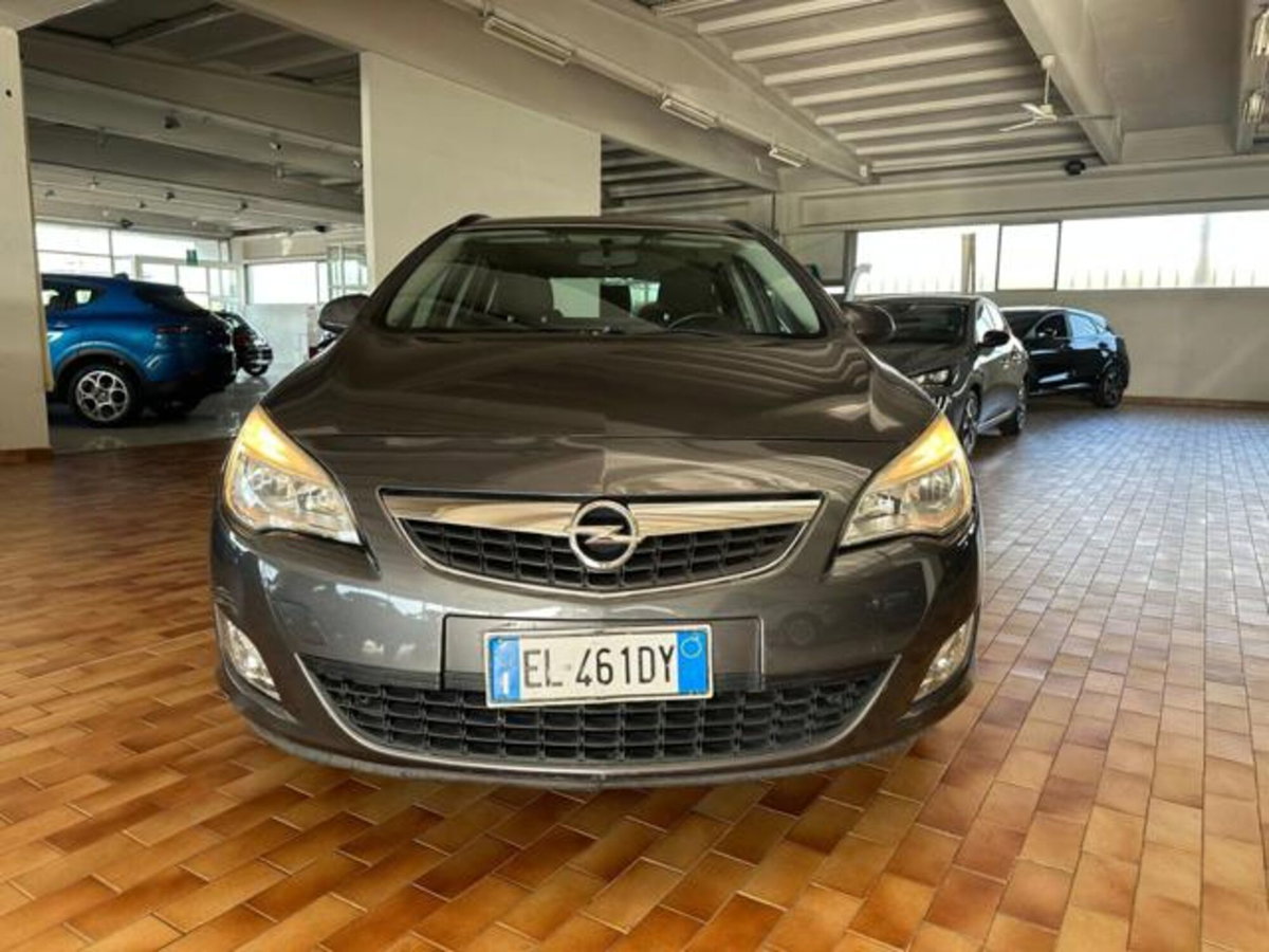 Opel Astra Station Wagon 1.3 CDTI 95CV S&S Sports Cosmo (2)