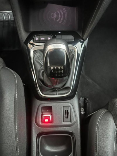 Opel Corsa 1.2 100 CV GS Line (18)
