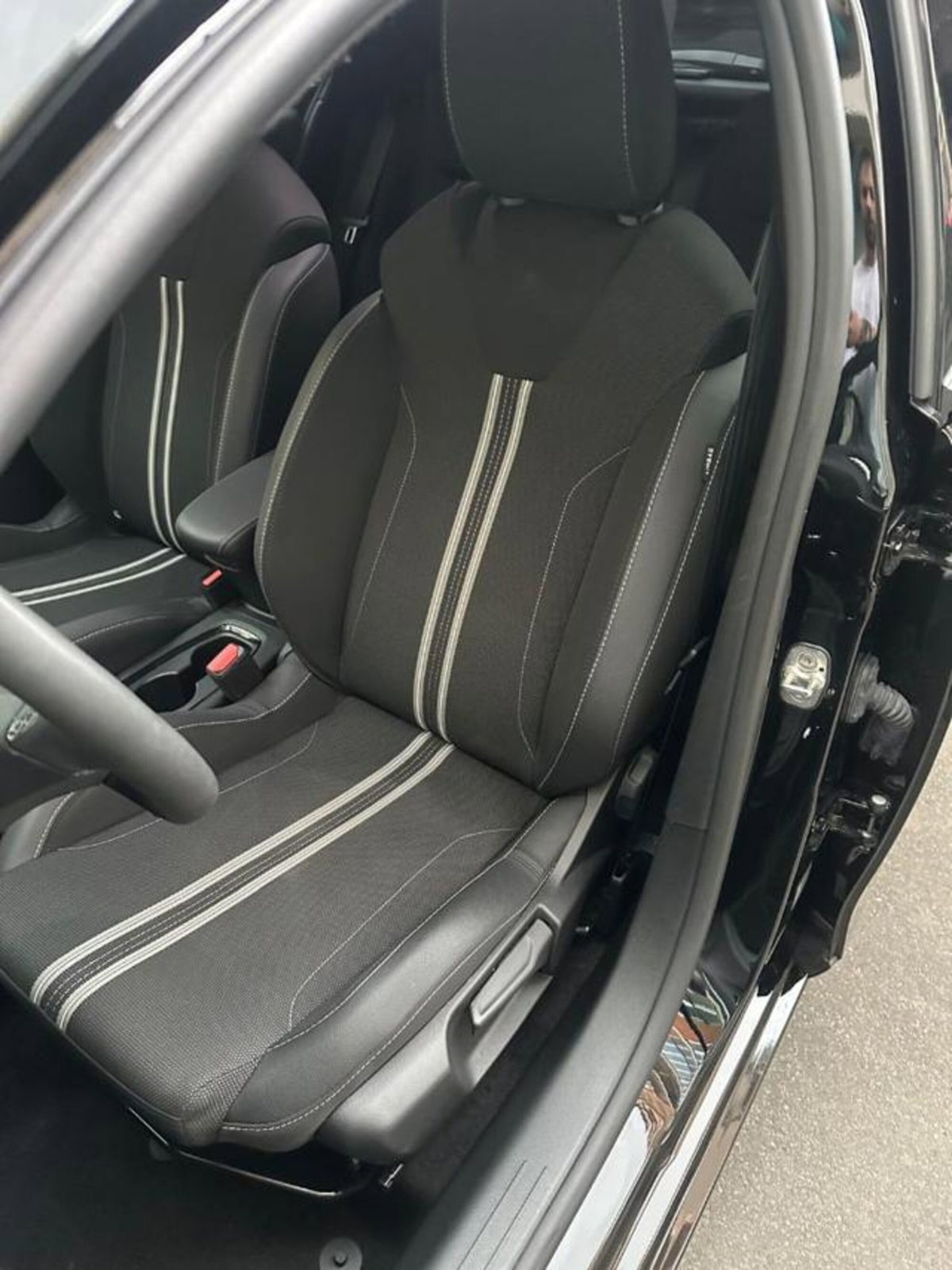 Opel Corsa 1.2 100 CV GS Line (9)