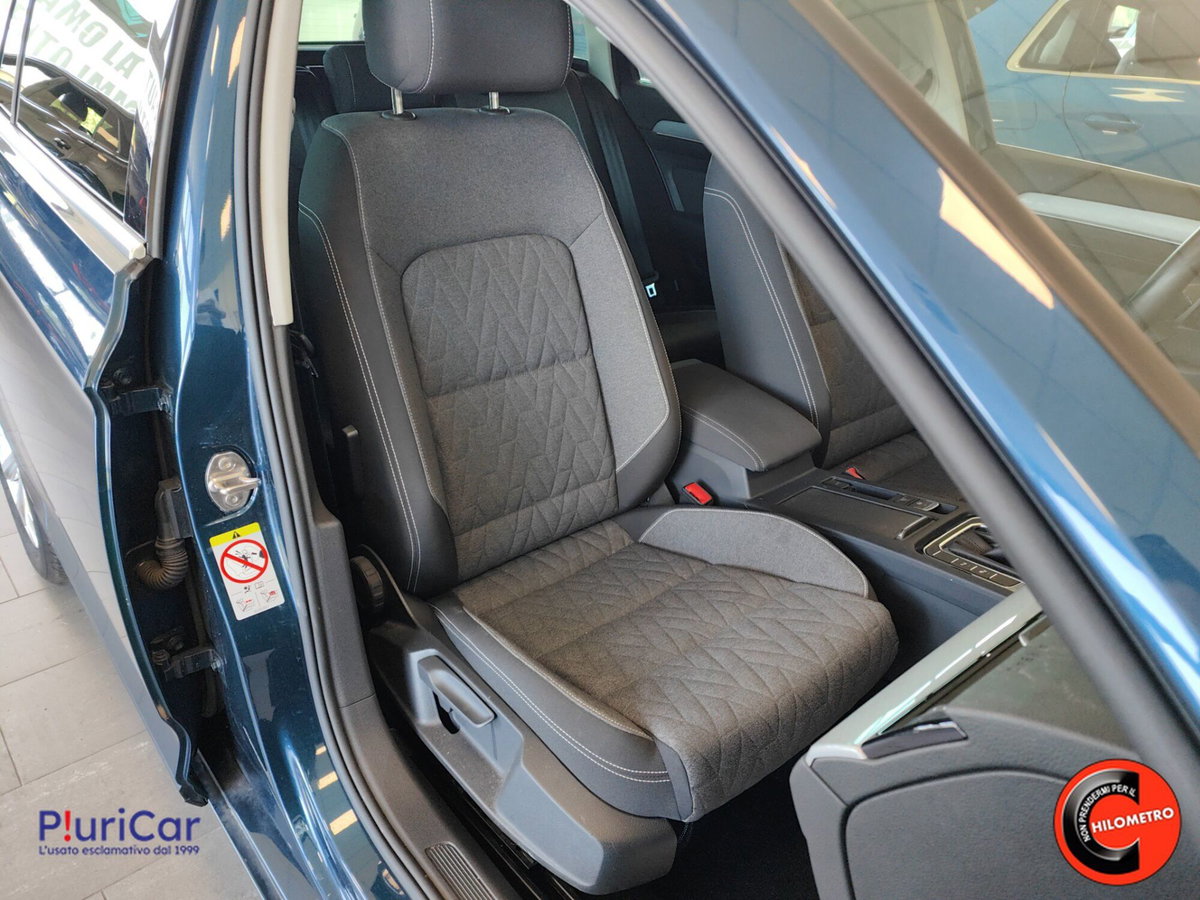 Volkswagen Passat Variant 2.0 TDI SCR 122 CV EVO DSG Business (5)