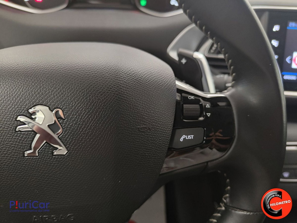 Peugeot 308 BlueHDi 130 S&S EAT8 Allure Pack (20)