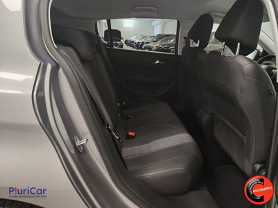 Peugeot 308 BlueHDi 130 S&S EAT8 Allure Pack (7)