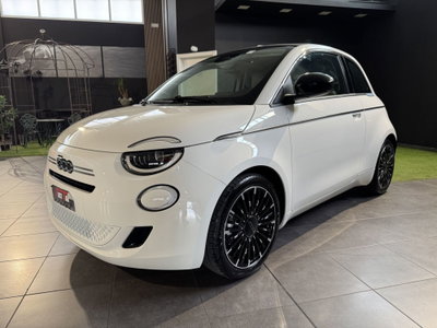 Fiat 500 Cabrio 1.0 hybrid La Prima nuova