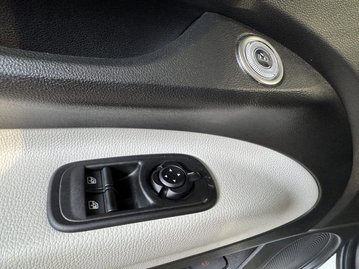 Fiat 500 Cabrio 1.0 hybrid La Prima (11)