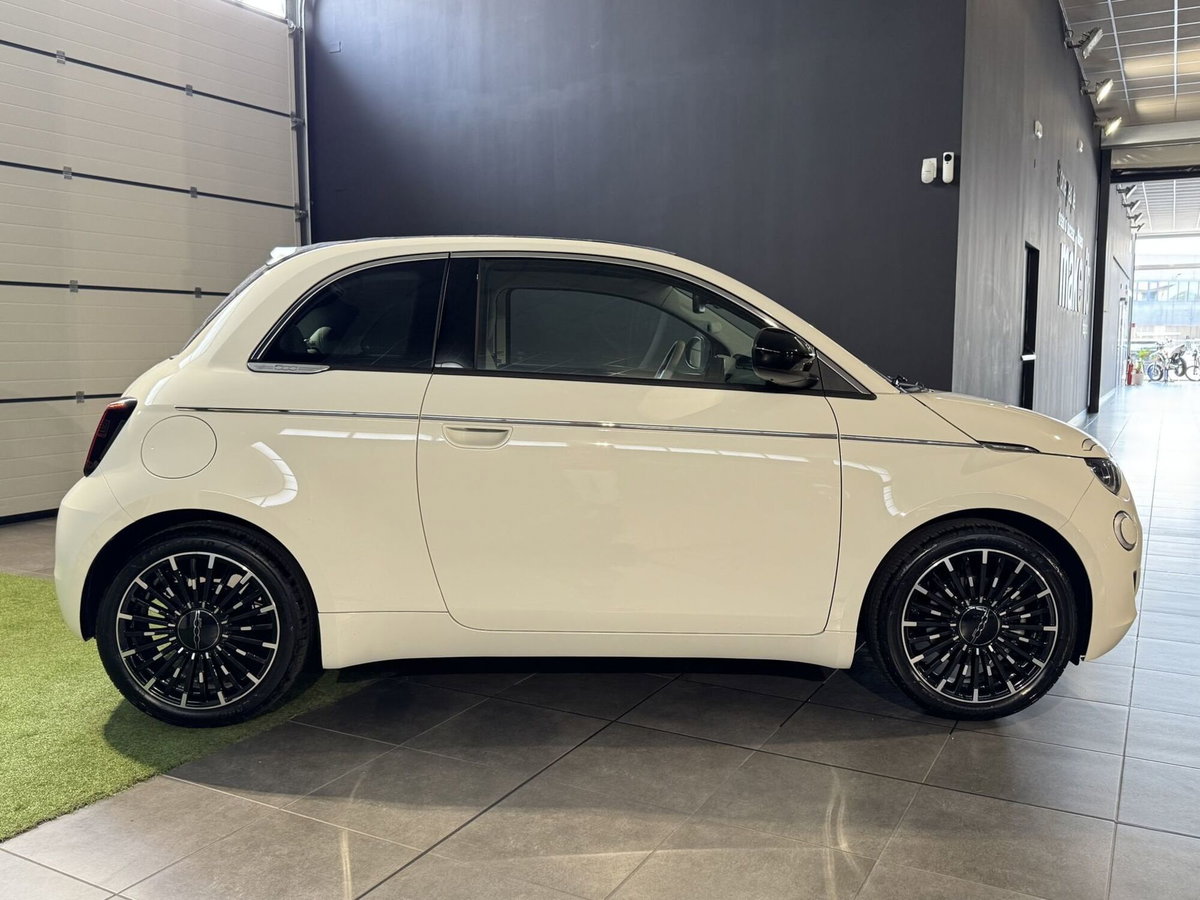 Fiat 500 Cabrio 1.0 hybrid La Prima (4)