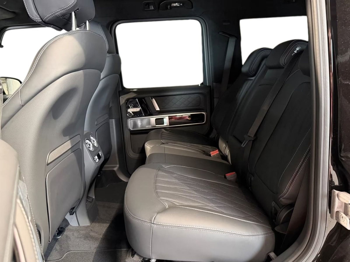 Mercedes-Benz Classe G AMG 63 585cv auto (11)